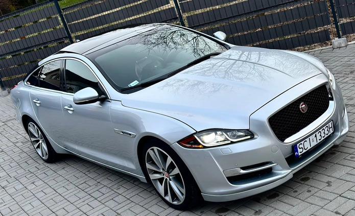 Jaguar XJ cena 125999 przebieg: 69900, rok produkcji 2015 z Aleksandrów Kujawski małe 211